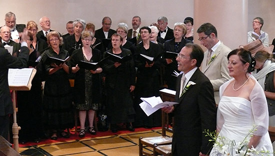 photo de l'annimation d'une messe de mariage par la chorale choeur et passions de villeneuve d'ascq